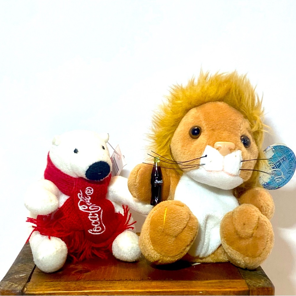 Vintage Plush 1998 Coca Cola Loin Africa and Polar Bear